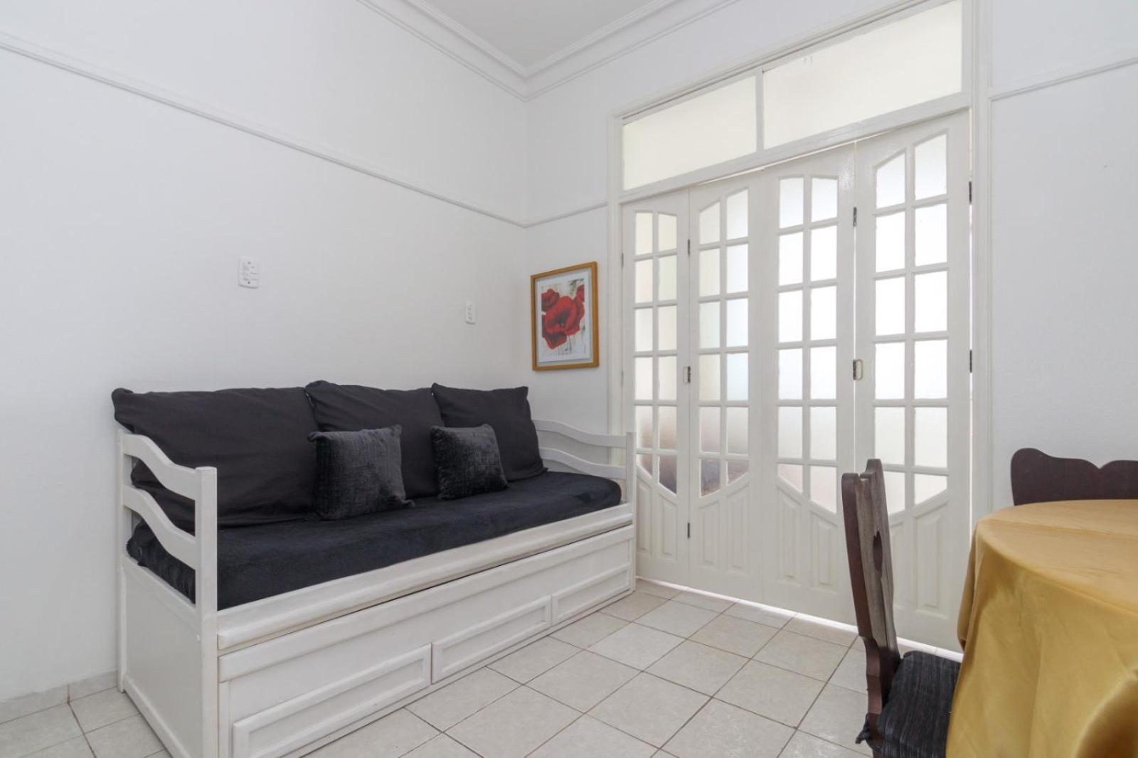 Bom E Barato A 200 Metros Da - Av Copacabana 1032 Ap 705 Appartement