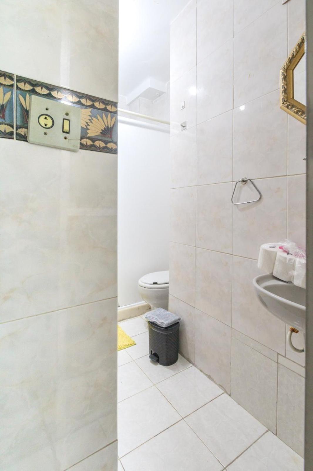 Bom E Barato A 200 Metros Da - Av Copacabana 1032 Ap 705 Rio de Janeiro